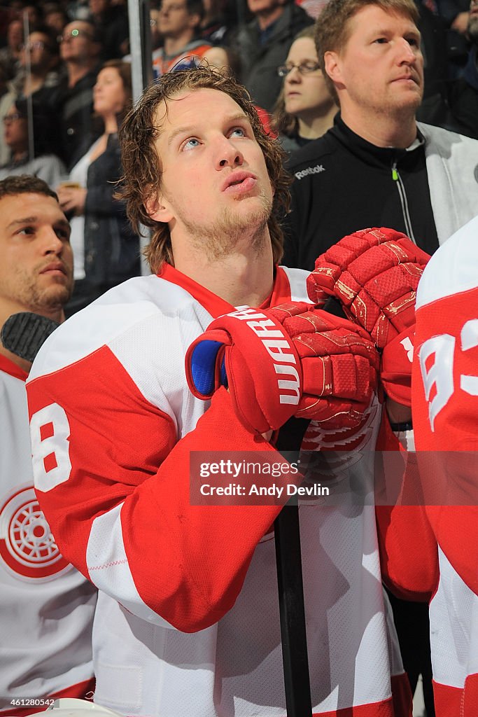 Detroit Red Wings v Edmonton Oilers