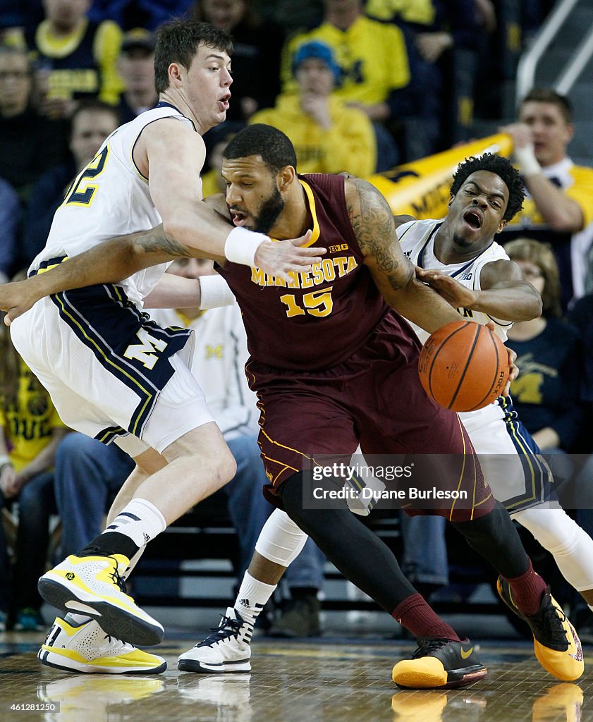 Minnesota v Michigan