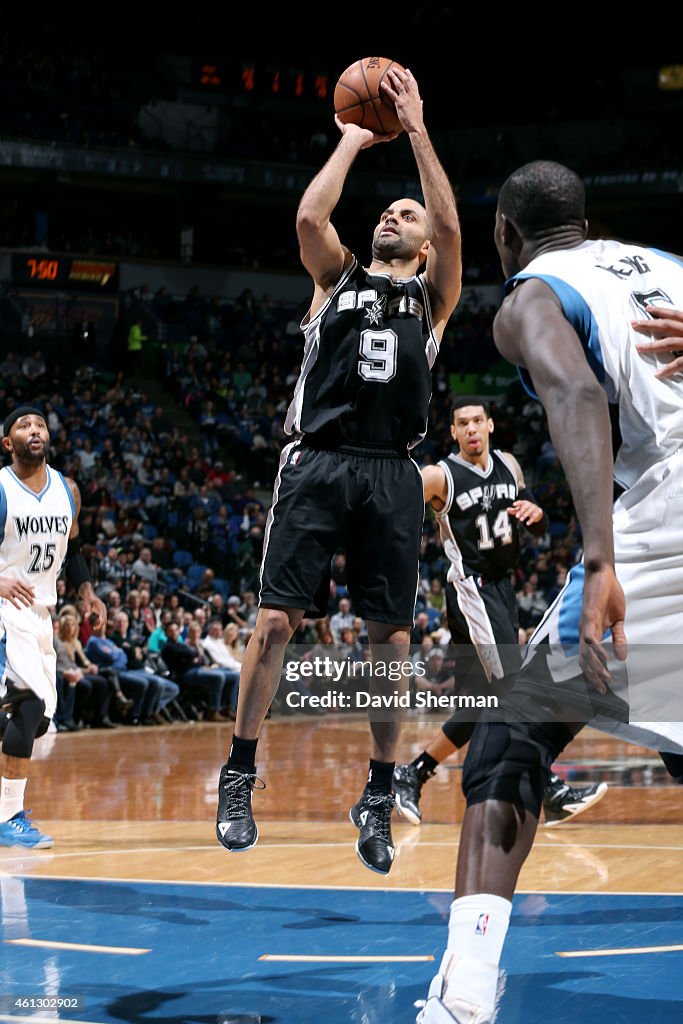 San Antonoio Spurs v Minnesota Timberwolves