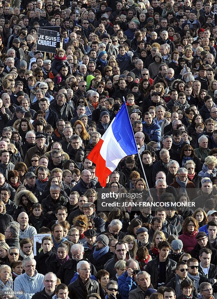 FRANCE-ATTACKS-MEDIA-CHARLIE-HEBDO-DEMO