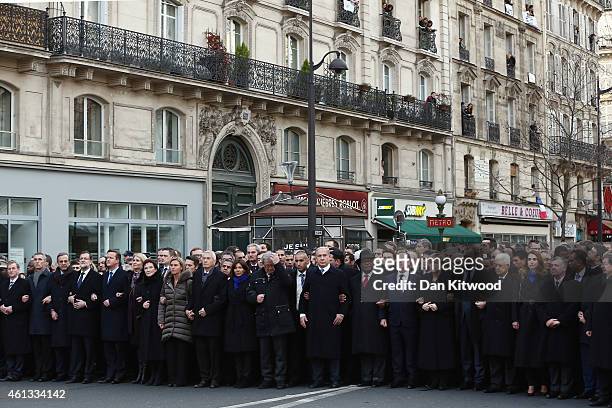 World leaders and dignitaries, including Taoiseach of Ireland Enda Kenny, Spanish Prime Minister Mariano Rajoy, British Prime Minister David Cameron,...