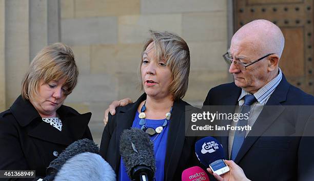 Julie Reece 1,563 Debbie Read Photos & High Res Pictures - Getty Images