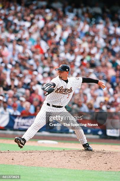 Billy Wagner of the Houston Astros pitches during Game One of the National League Division Series against the Atlanta Braves on October 9, 2001 at...