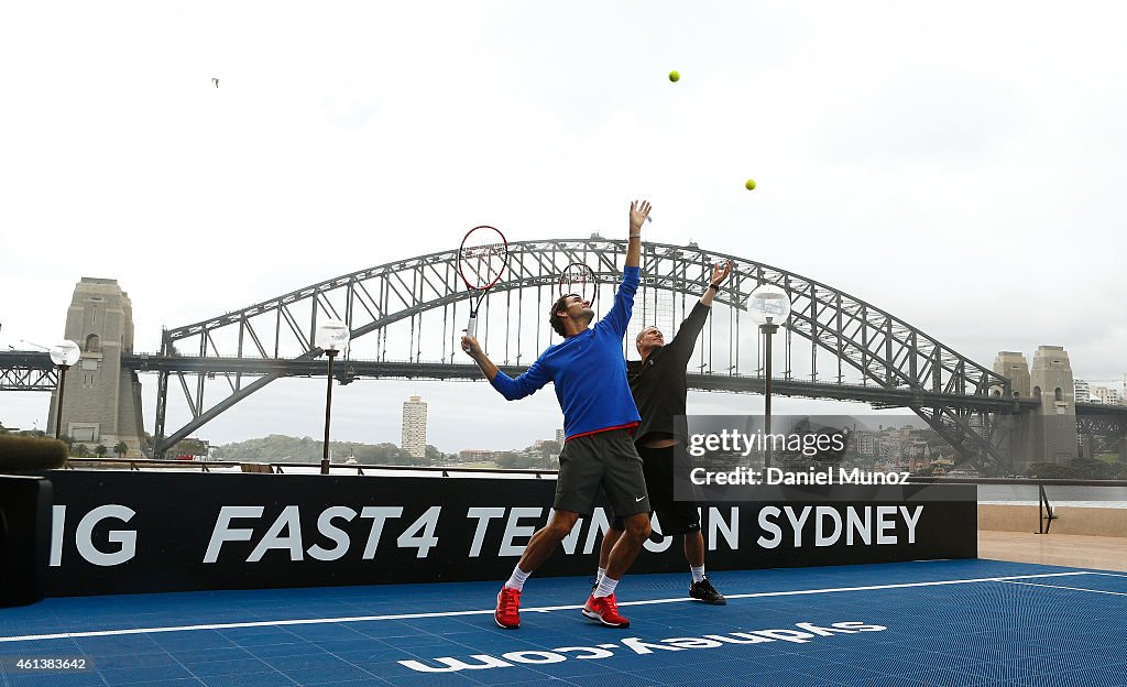 Roger Federer Arrives In Sydney