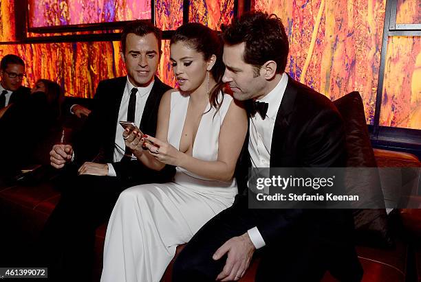 Actor Justin Theroux, singer Selena Gomez and actor Paul Rudd attend the 2015 InStyle And Warner Bros. 72nd Annual Golden Globe Awards Post-Party at...