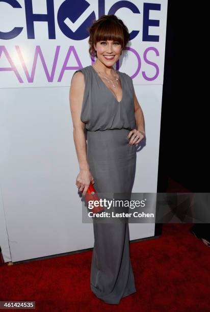 Actress Nikki DeLoach attends The 40th Annual People's Choice Awards at Nokia Theatre LA Live on January 8, 2014 in Los Angeles, California.