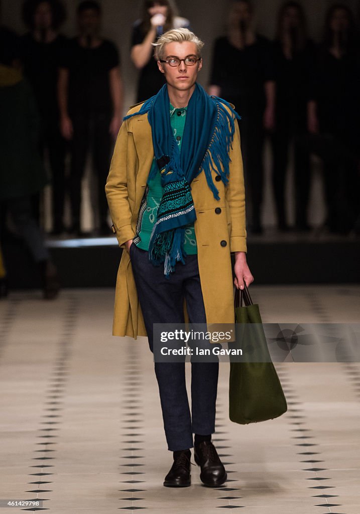 Burberry Prorsum: Runway - London Collections: Men AW15