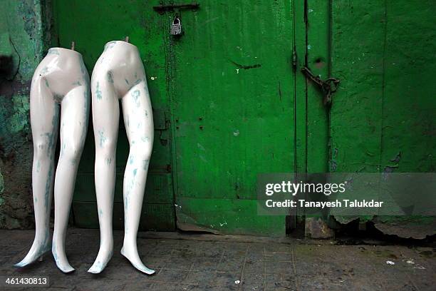 mannequin - mannequin stock pictures, royalty-free photos & images