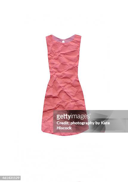 the little pink paper dress - crumpled fotografías e imágenes de stock