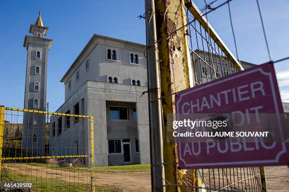 FRANCE-ATTACKS-CHARLIE-HEBDO-SECURITY-MOSQUE FRANCE-ATTACKS-CHARLIE-HEBDO-SECURITY-MOSQUE