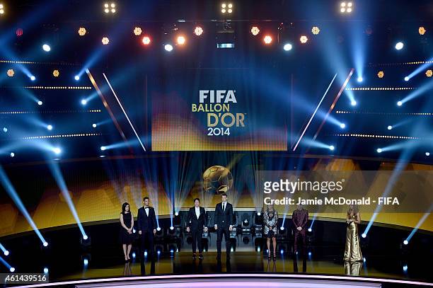 Ballon d'Or nominees Cristiano Ronaldo , Manuel Neuer and Lionel Messi pose with FIFA Women's World Player of the Year nominees Nadine Kessler , Abby...