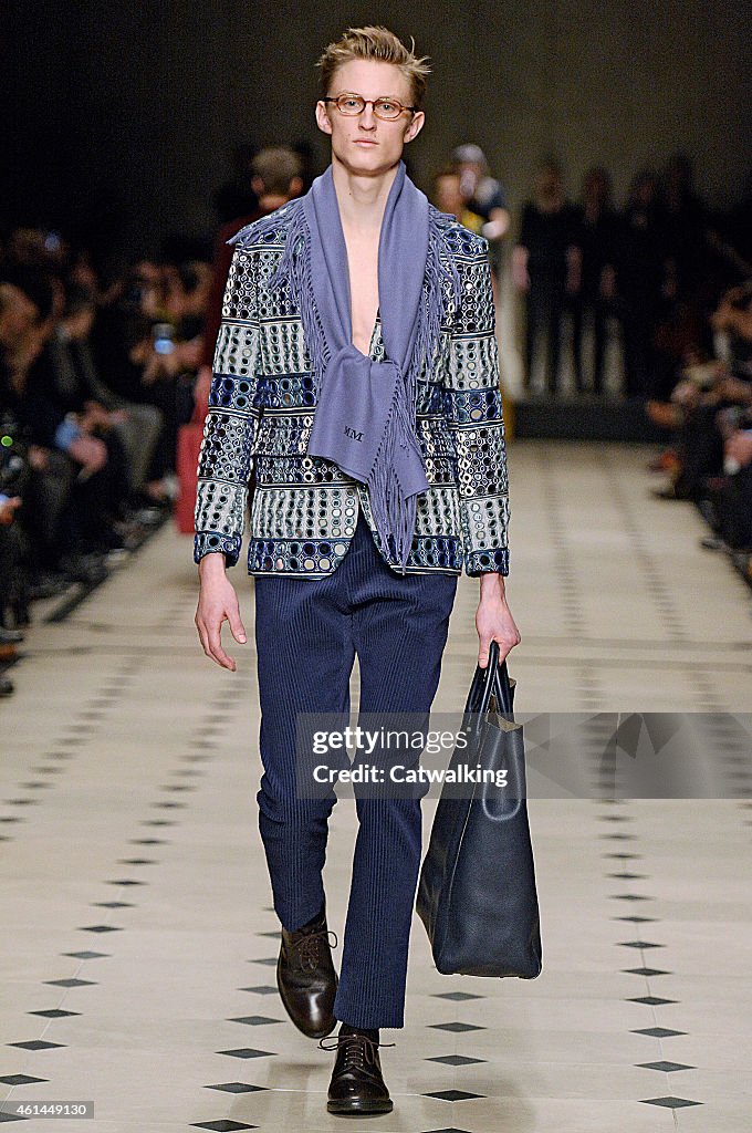 Burberry Prorsum - Mens Fall 2015 Runway - London Menswear Fashion Week