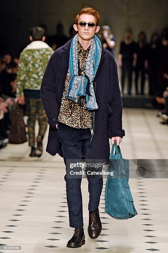 Burberry Prorsum - Mens Fall 2015 Runway - London Menswear Fashion Week