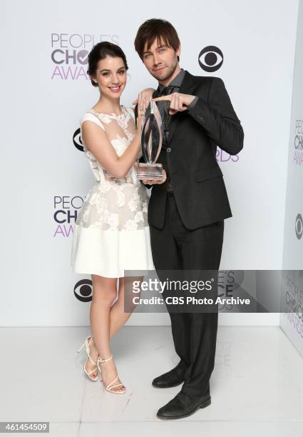 Actors Adelaide Kane and Torrance Coombs pose in the CBS/People's Choice Awards Photo Booth during The 40th Annual People's Choice Awards at Nokia...