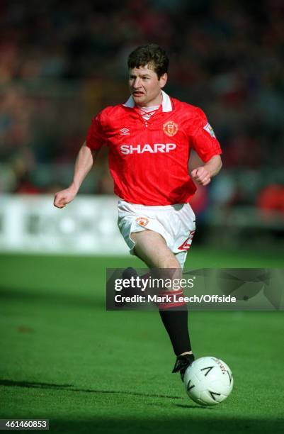 April 1994 FA Cup semi-final Manchester United v Oldham Athletic - United defender Denis Irwin.