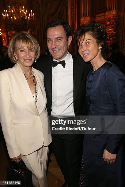 Eve Ruggieri, Olivier Josse and Sylvie Rousseau attend the Pasteur Weizmann Institute 40th anniversary celebration at Opera Farnier in Paris at Opera...