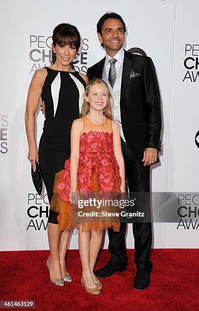 Actors Alessandra Rosaldo, Loreto Peralta and Eugenio Derbez attend The 40th Annual People's Choice Awards at Nokia Theatre LA Live on January 8,...