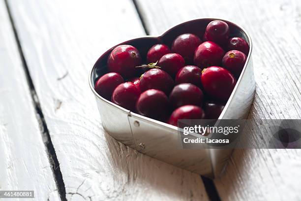 cranberries - cranberry heart stock pictures, royalty-free photos & images