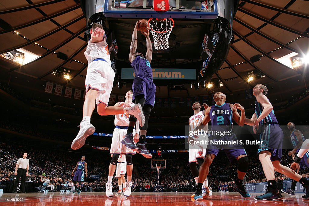 Charlotte Hornets v New York Knicks