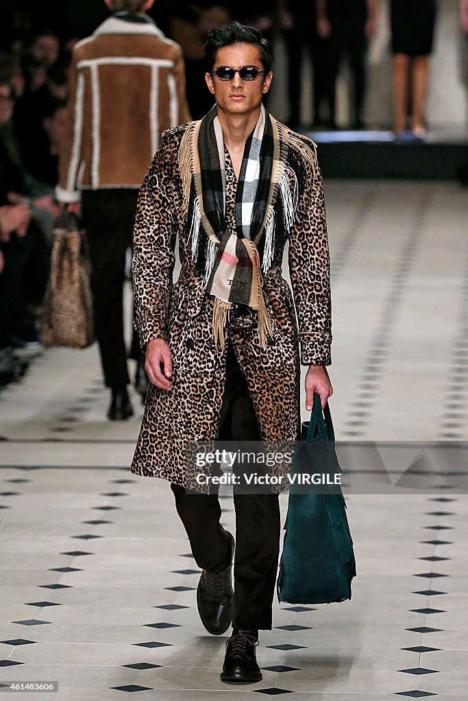 Burberry Prorsum - Mens Fall 2015 Runway - London Menswear Fashion Week