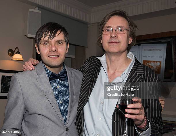 Simon Redfern Simon Redfern Photos and Premium High Res Pictures - Getty Images