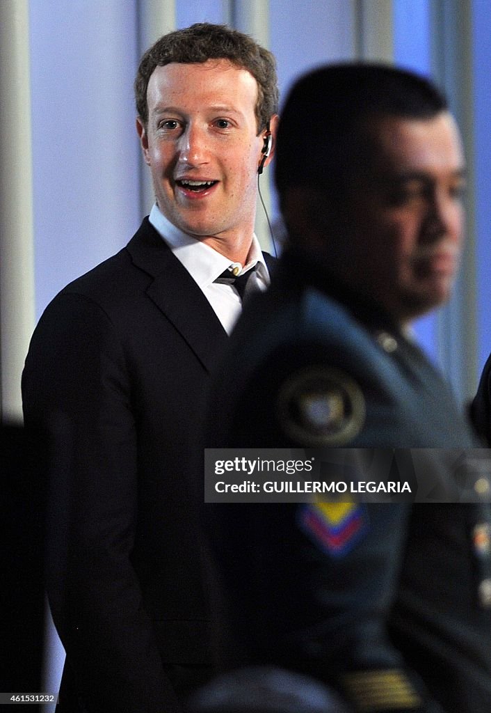 COLOMBIA-US-FACEBOOK-SANTOS-ZUCKERBERG