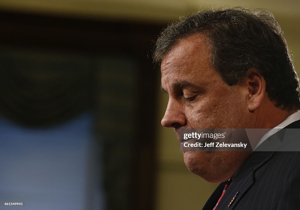 New Jersey Governor Chris Christie Holds News Conference To Address Traffic Scandal