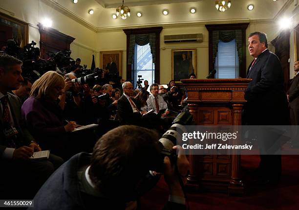 T TRENTON, NJ New Jersey Gov. Chris Christie speaks about his knowledge of a traffic study that snarled traffic at the George Washington Bridge...