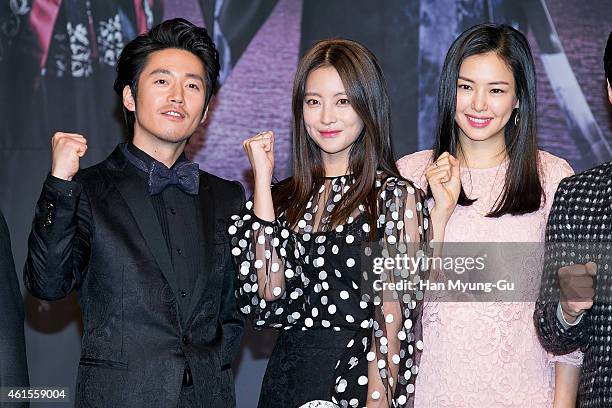 South Korean actors Jang Hyuk, Oh Yeon-Seo and Lee Ha-Nee attend MBC Drama "Shine Or Crazy" at MBC on January 15, 2015 in Seoul, South Korea. The...