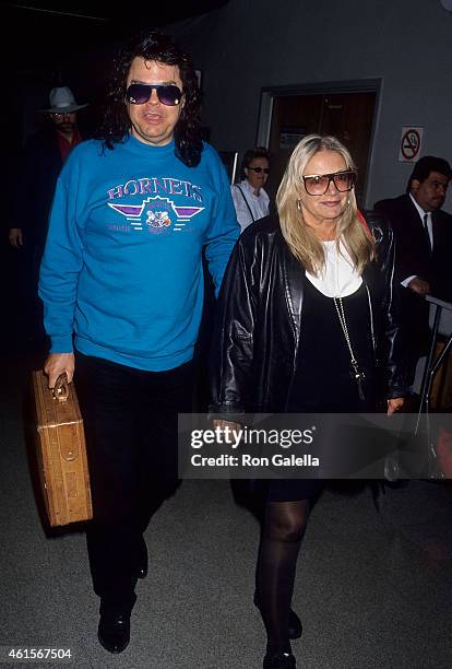 Singer Ronnie Milsap and wife Francis Joyce Reeves arrive from Nashville, Tennessee on March 22, 1994 at the Los Angeles International Airport in Los...