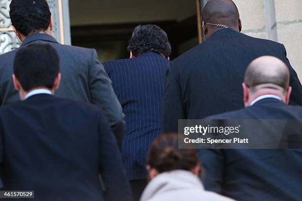New Jersey Gov. Chris Christie enters the Borough Hall in Fort Lee to apologize to Mayor Mayor Mark Sokolich on January 9, 2014 in Fort Lee, New...