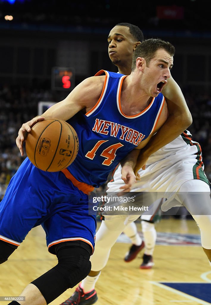 New York Knicks v Milwaukee Bucks