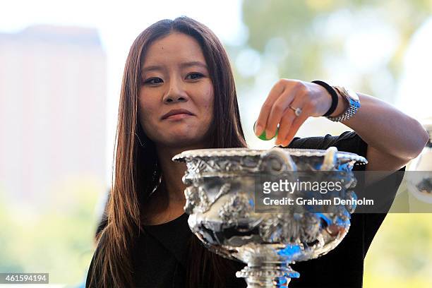 Na Li of China smiles during the 2015 Australian Open Official Draw ahead of the 2015 Australian Open at Melbourne Park on January 16, 2015 in...
