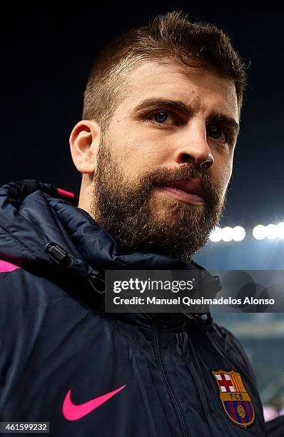 Gerard Pique of Barcelona looks on prior to the start of the Copa del Rey Round of 16 Second Leg match between Elche FC and FC Barcelona at Estadio...