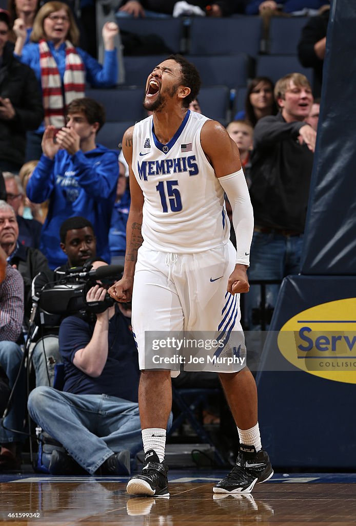 Cincinnati v Memphis