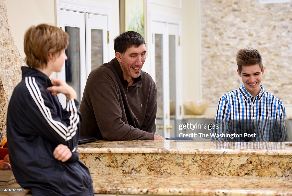 Feature on George Muresan, the son of former Washington Bullets center Gheorghe Muresan