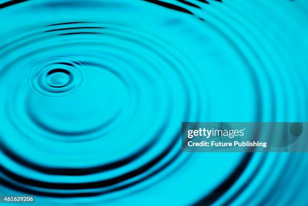 Water Ripples Clashing Water Hitting Surface Photos and Premium High Res Pictures - Getty Images