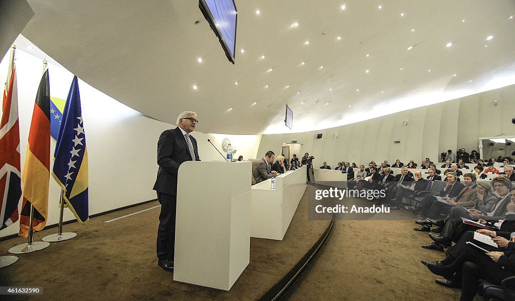 British FM Hammond and German FM Steinmeier visit Sarajevo