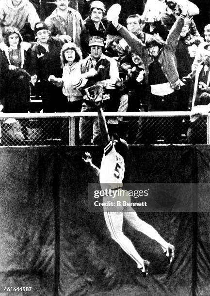 Willie McGee of the St. Louis Cardinals makes a game saving catch in the 9th inning on a ball that was hit by Gorman Thomas of the Milwaukee Brewers...