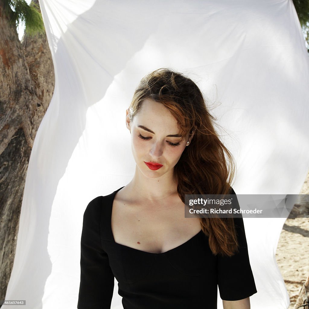 Louise Bourgoin, Self Assignment, November 2013