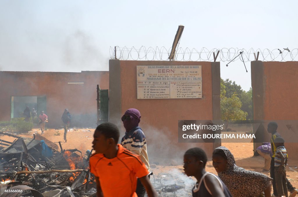 NIGER-FRANCE-ATTACKS-CHARLIE-HEBDO-DEMO