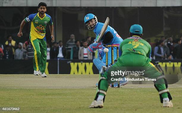 Bollywood actor Aftab Shivdasani, player of Mumbai Heros in action against Kerala Striker during the Celebrity Cricket League season 3 at JCA...