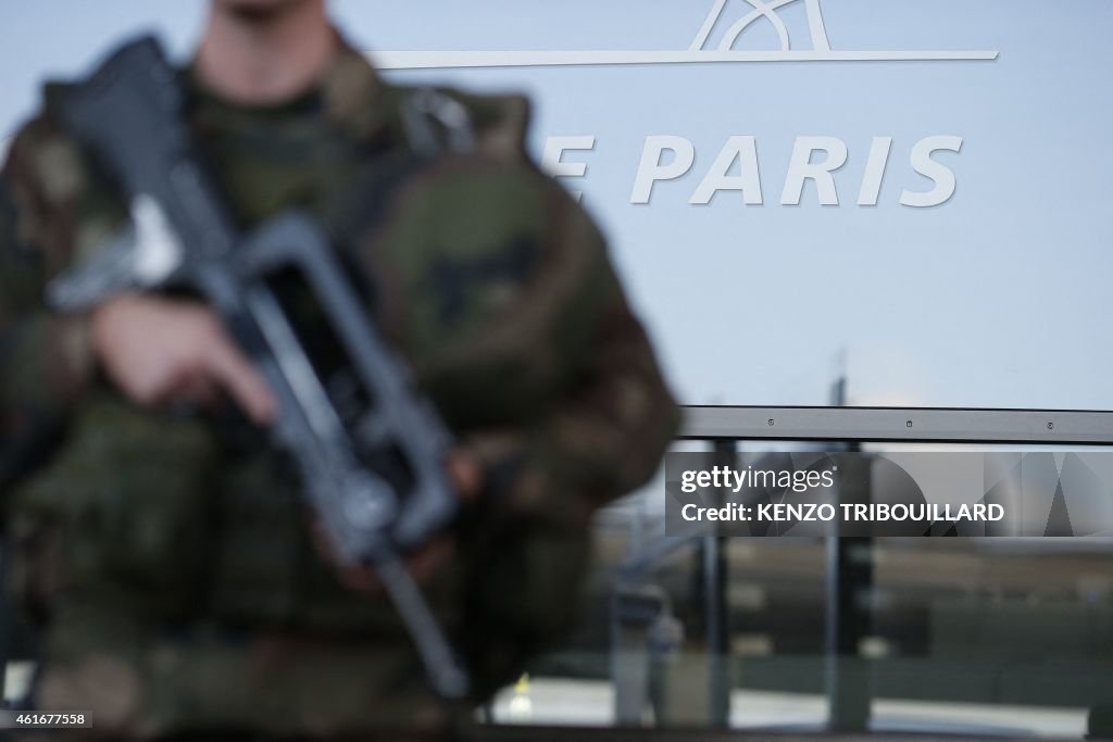 FRANCE-ATTACKS-CHARLIE-HEBDO-SECURITY-VIGIPIRATE