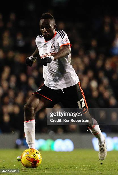 Seko Fofana of Fulham runs with the ball during the Sky Bet Championship match between Fulham and Reading at Craven Cottage on January 17, 2015 in...