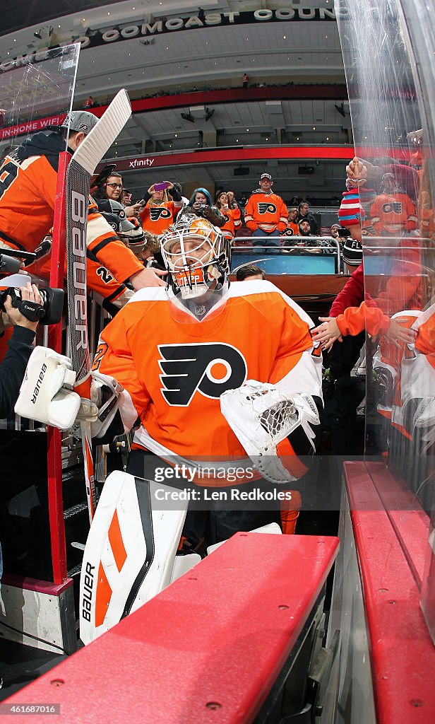 Tampa Bay Lightning v Philadelphia Flyers