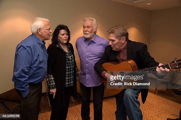 Musicians Mike Settle, Mary Arnold Miller, Kenny Rogers, and Terry Williams perform backstage during a panel discussion with Kenny Rogers and the...