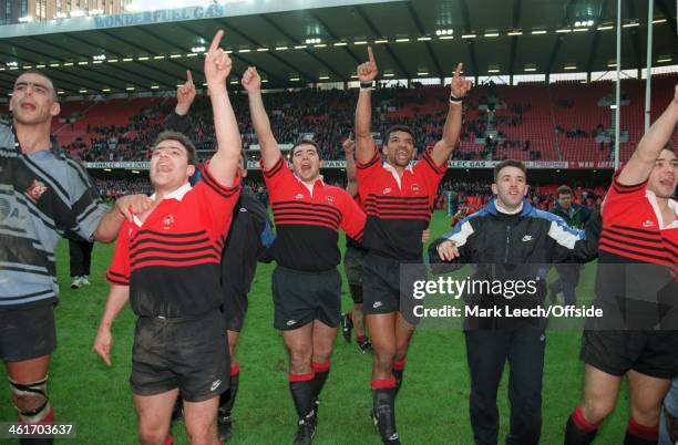 Heineken Cup Rugby Union Final, Cardiff v Toulouse, The Toulouse players celebrate their extra time victory over Cardiff.