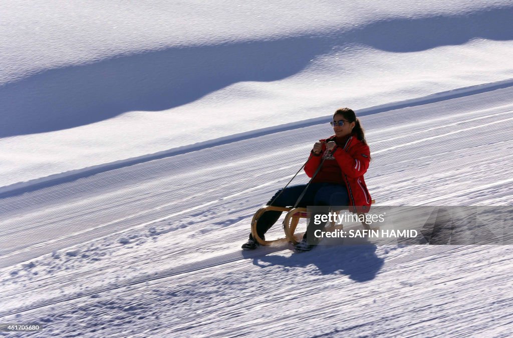 IRAQ-KURDISTAN-LEISURE-TOURISM-SNOW-RESORT-FEATURE