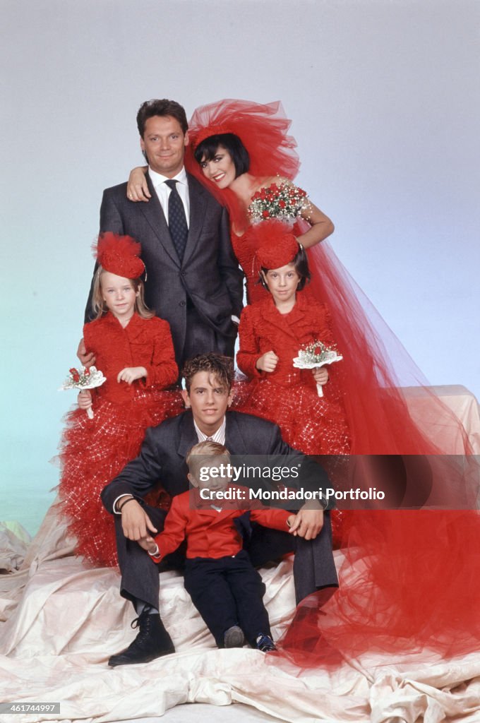 Italian singer Fiordaliso on the occasion of her wedding posing with