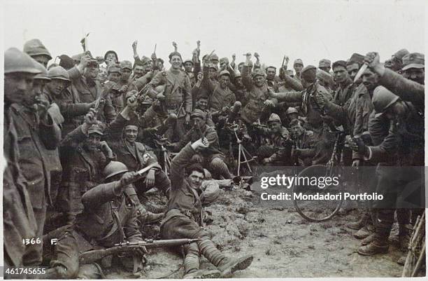 The valorous ones of the lower Piave. 1917. Gelatine process. Rome, Central Museum of the Risorgimento